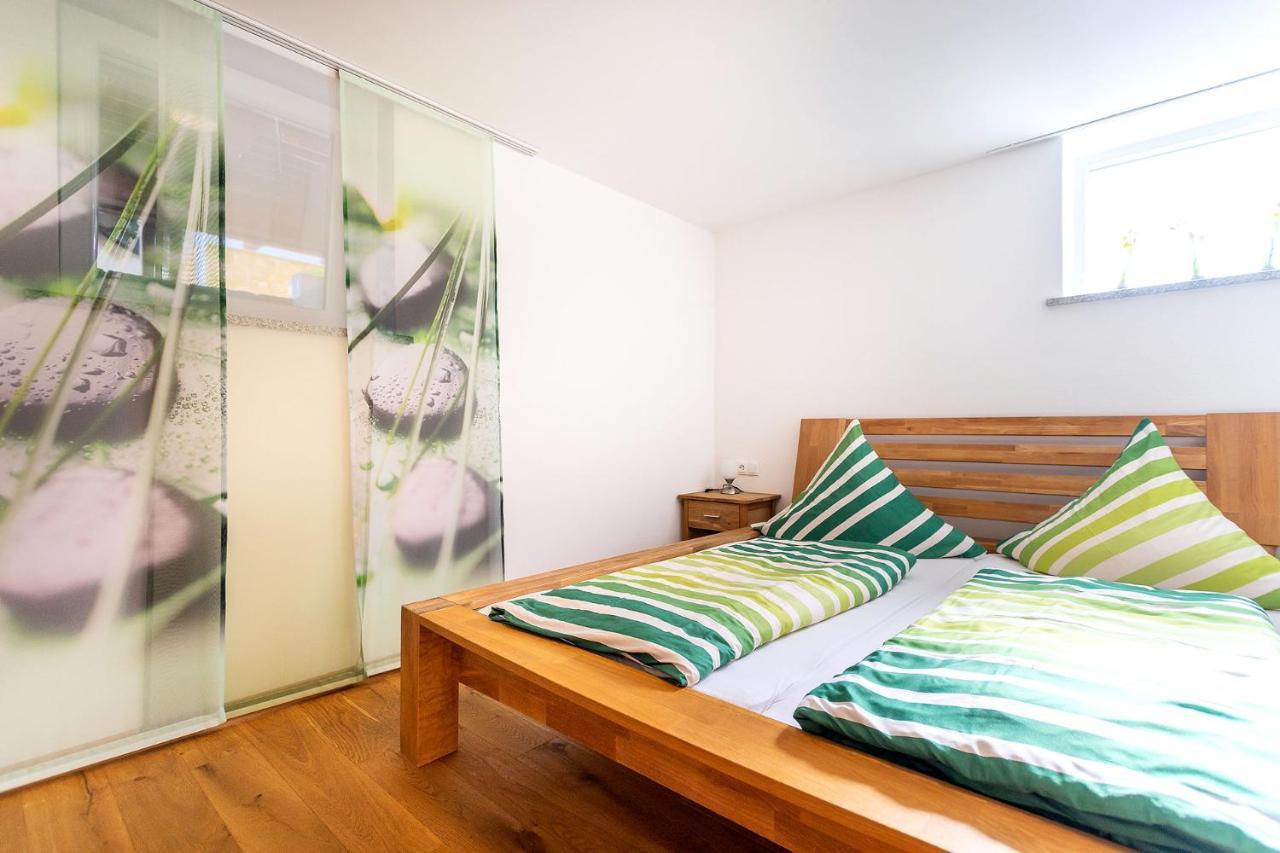 Alpen-Hostel - Apartment Talstation Mit Motorradvermietung Memmingen Esterno foto
