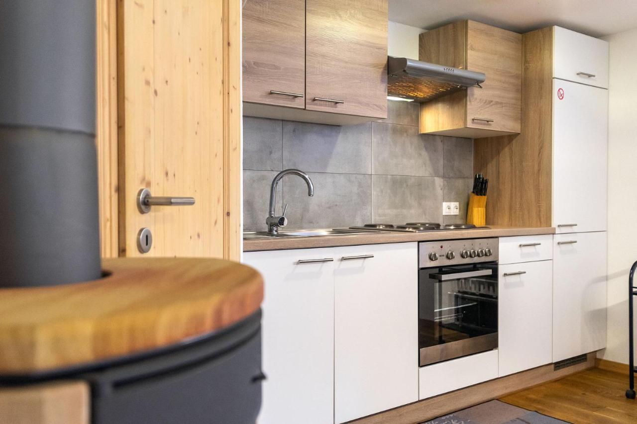 Alpen-Hostel - Apartment Talstation Mit Motorradvermietung Memmingen Esterno foto