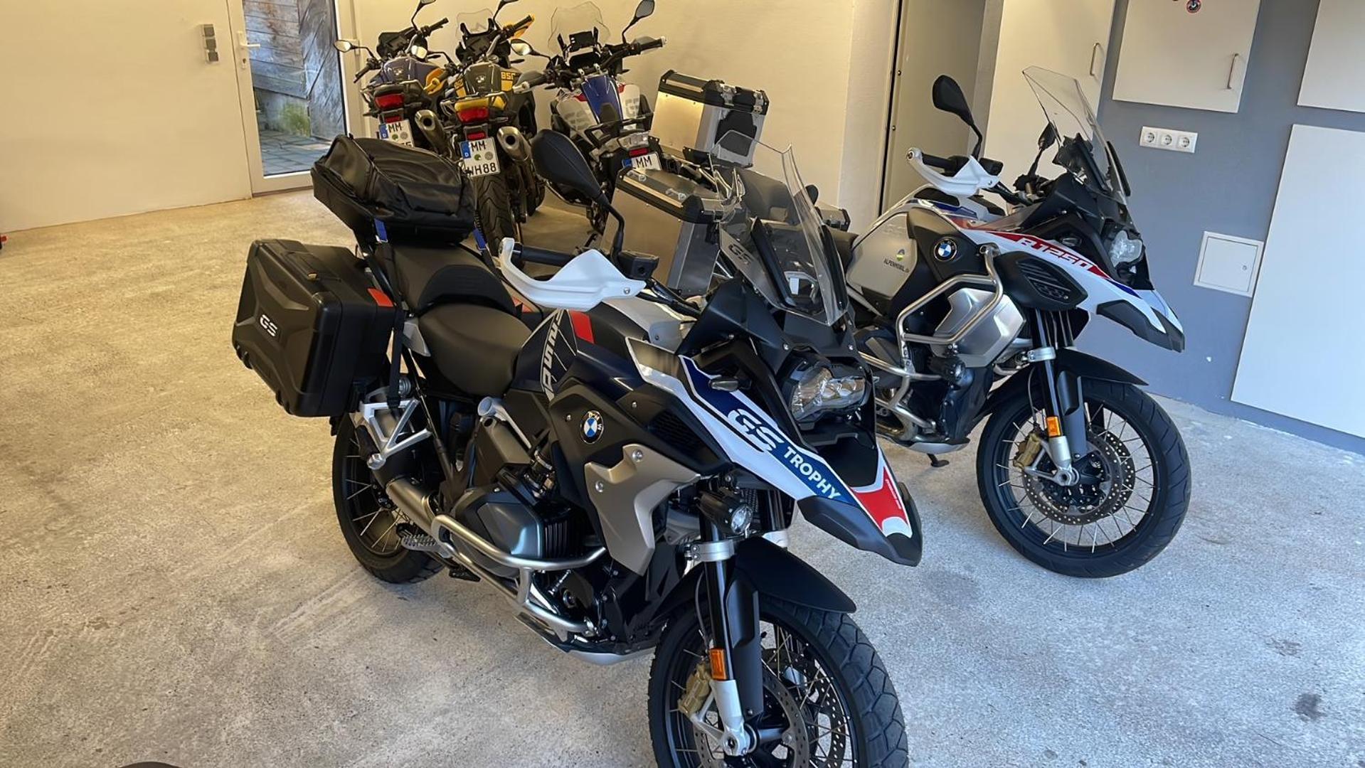 Alpen-Hostel - Apartment Talstation Mit Motorradvermietung Memmingen Esterno foto